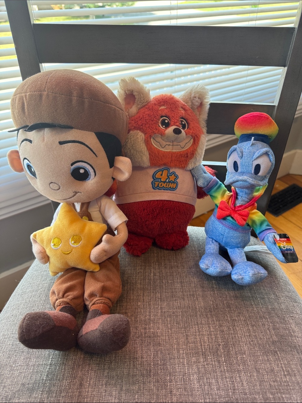 Disney Plush Lot La Luna Bambino Mae Red Panda Rainbow Donald